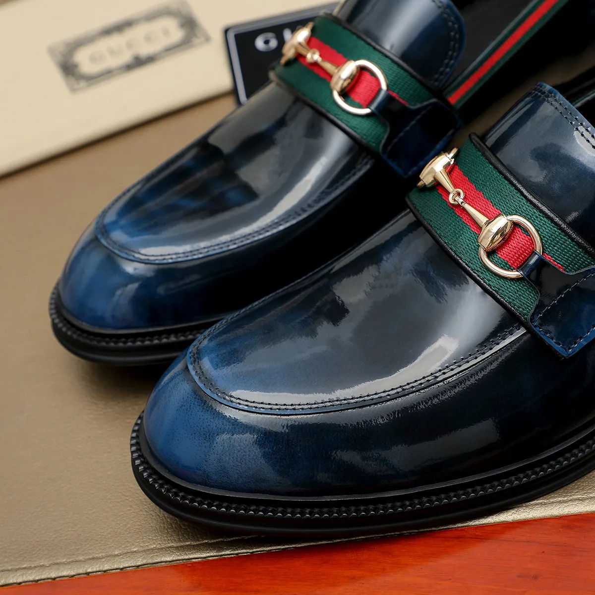 Men's shoes 💰460 💰💰Gucci official website men's business formal leather shoes update💥Hong Kong counters synchronize new styles💥completely one to one replica shipment👍zero difference in counter quality 0⃣️all made of imported first-layer cowhide on the outside with original hardware buckles➕water-dyed🐂leather lining production, color, code matching 39-44 (customized at 38.45.46)……